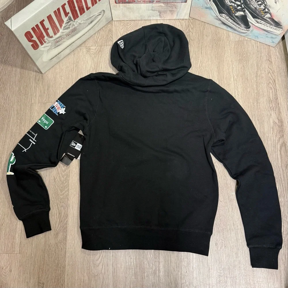 New Era NFL Las Vegas Raiders Nation Low Rider Men's Small Black Pullover Hoodie